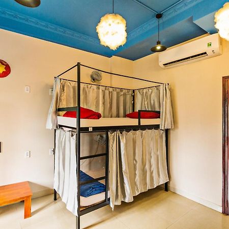 Spot On 711 Otium Hostel Дананг Екстер'єр фото