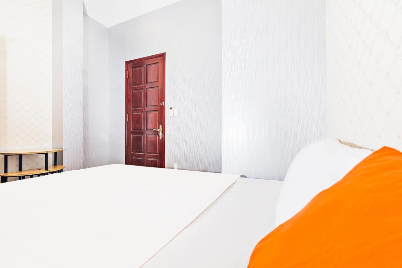 Spot On 711 Otium Hostel Дананг Екстер'єр фото